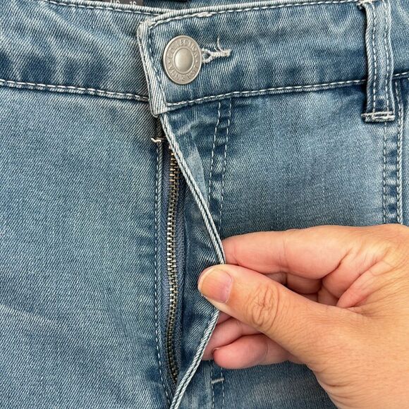 QVC Lisa Rinna Collection Skinny Slit Front Hem Ankle light wash stretch Jean 16 - Picture 8 of 14